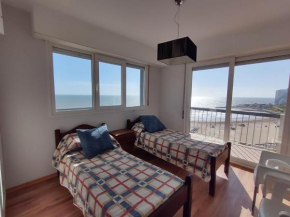 Frente a la playa Varese 3 amb con cochera - Brown 782 Mar del Plata